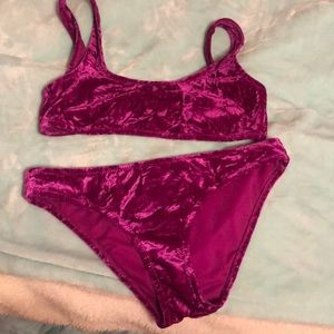 Medium velvet suit
